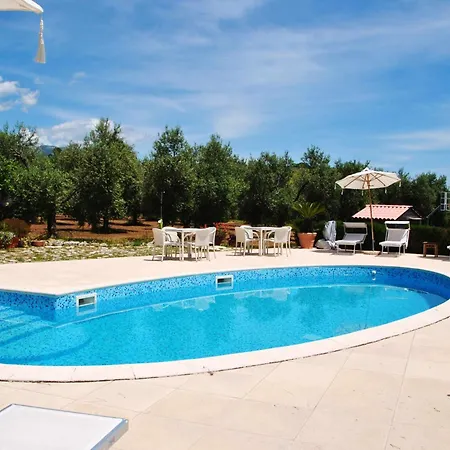 Hébergement de vacances Saha Splendida Dimora Immersa Tra Gli Ulivi *